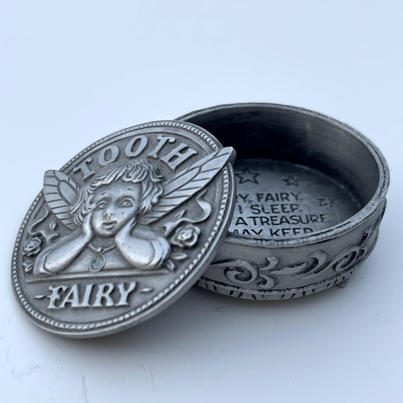 Ms. Dee Pewter Toothfairy 1st Tooth Trinket Box - Picture 1 of 4
